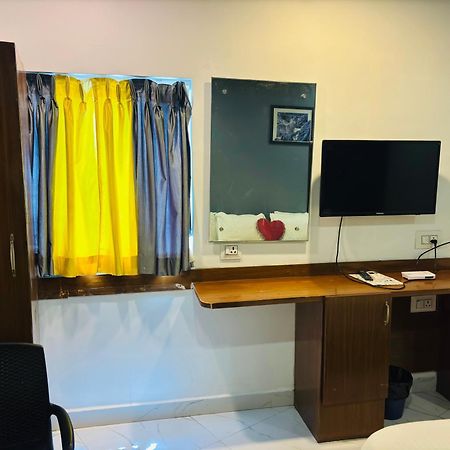 The Elite Beachview Puducherry Exterior foto