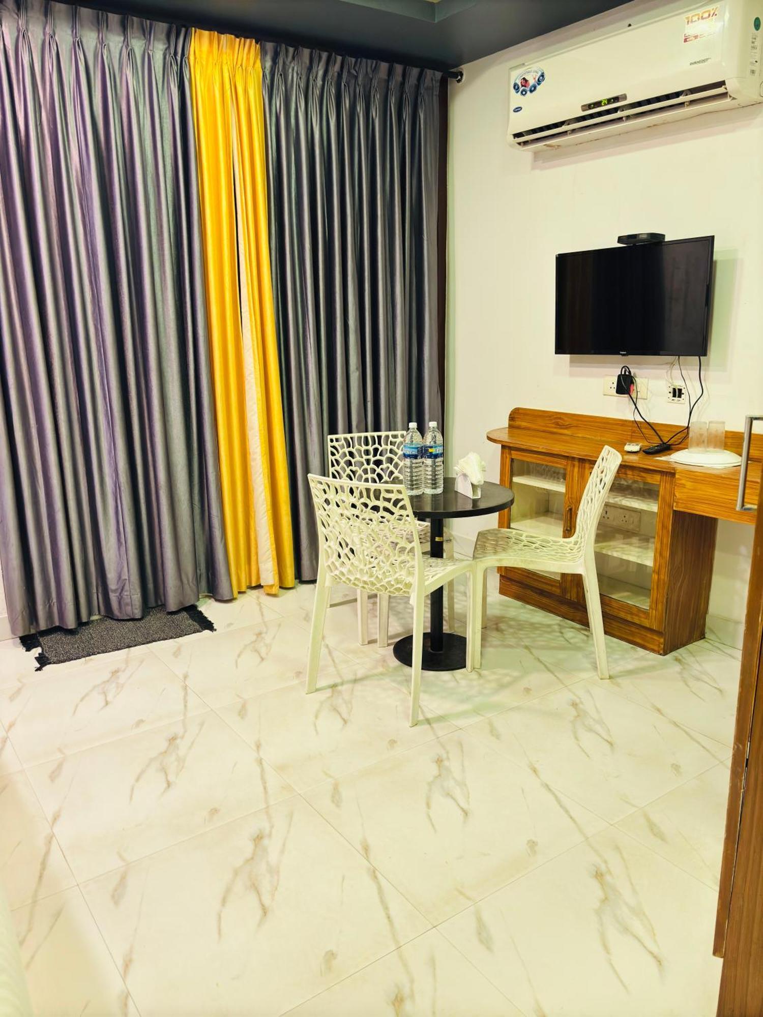 The Elite Beachview Puducherry Exterior foto