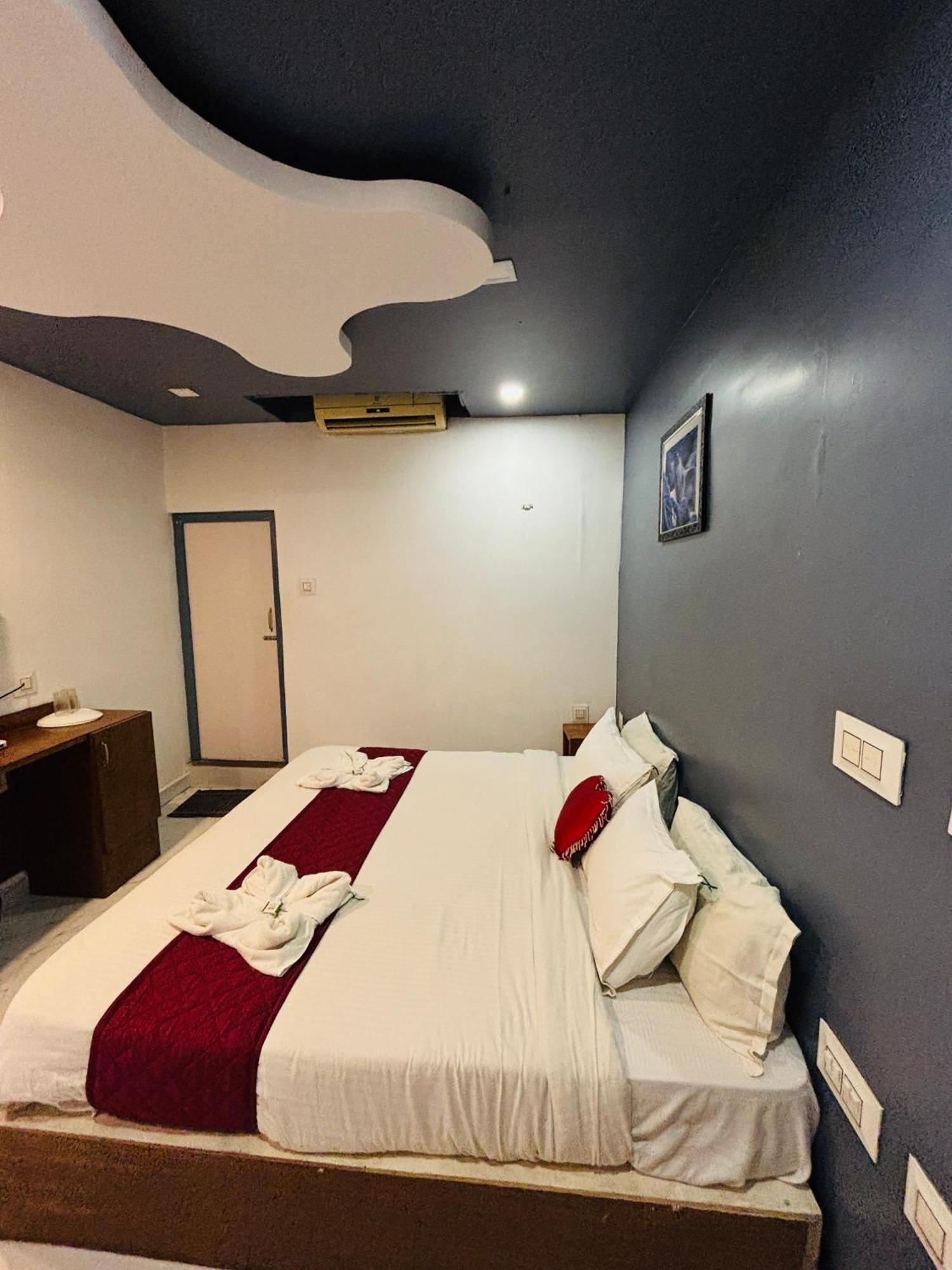 The Elite Beachview Puducherry Exterior foto