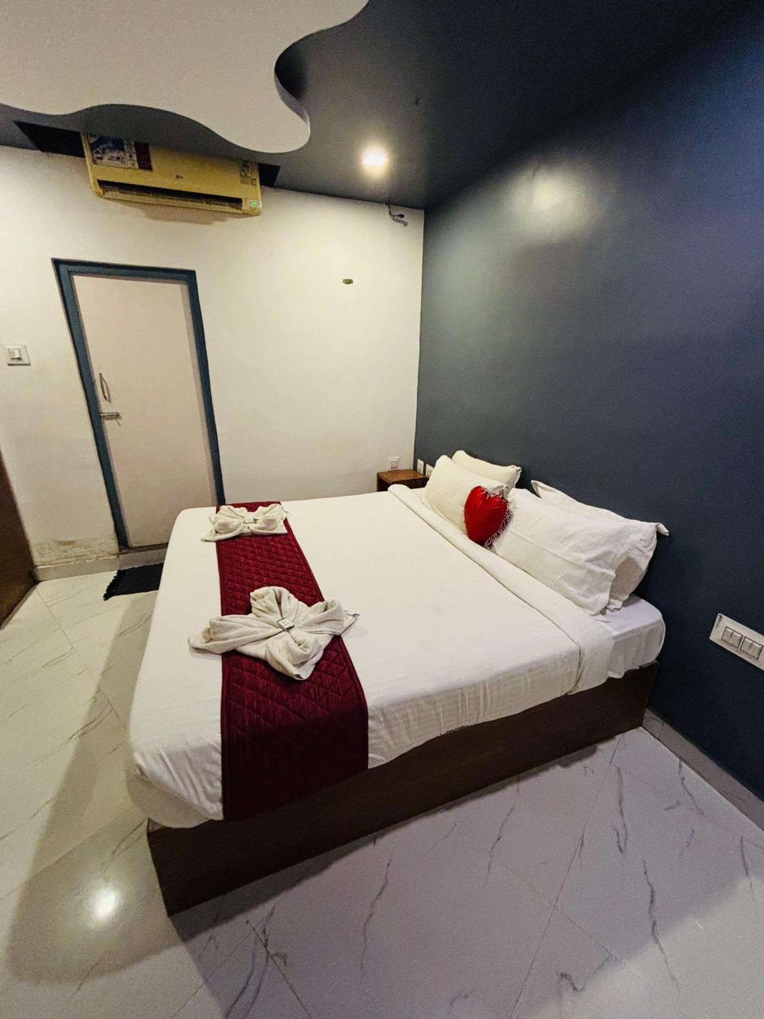 The Elite Beachview Puducherry Exterior foto