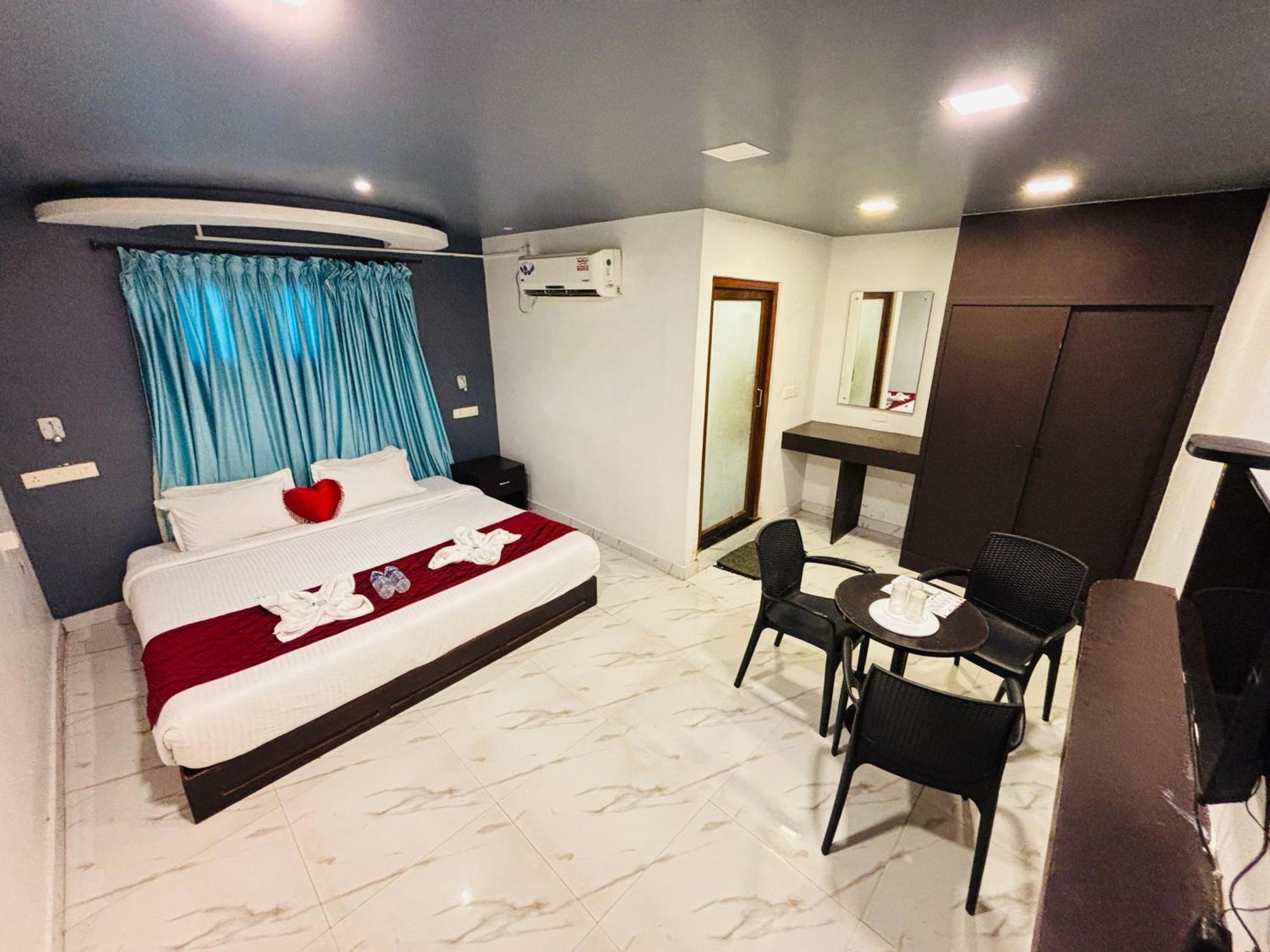 The Elite Beachview Puducherry Exterior foto